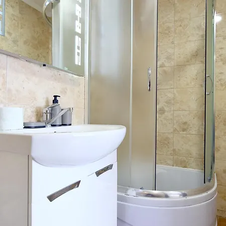 Apartamento Deluxe S 6-8 Leópolis