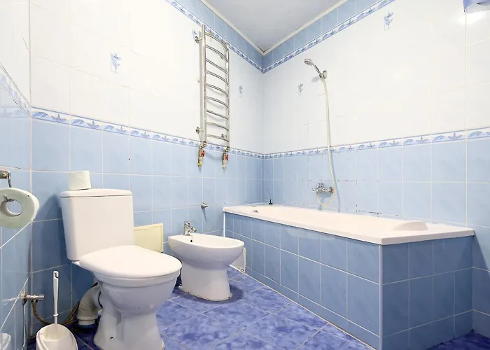 Deluxe S 6-8 * Leopoli